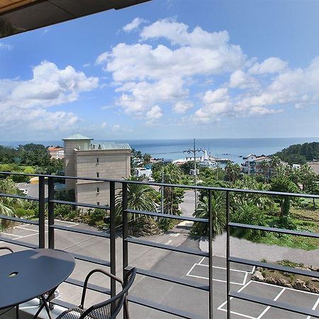 Familia Hotel Seogwipo Zewnętrze zdjęcie