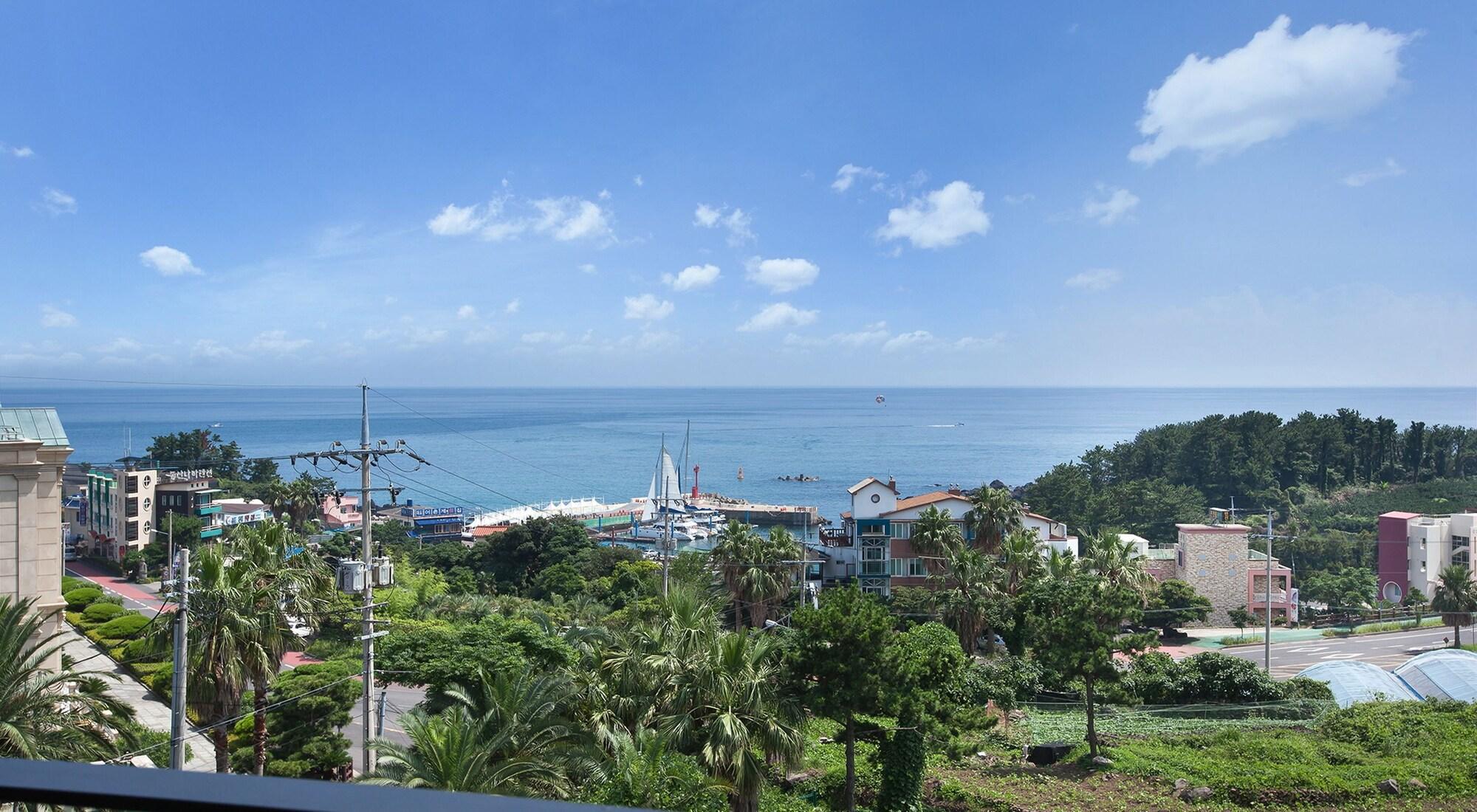 Familia Hotel Seogwipo Zewnętrze zdjęcie