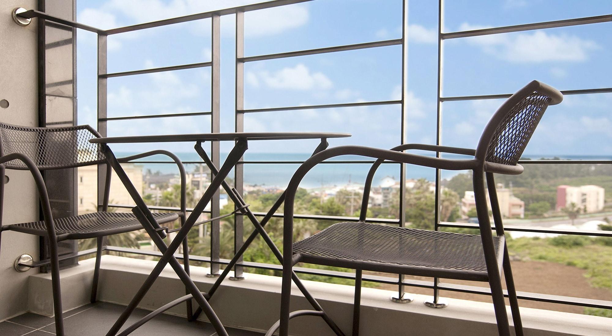 Familia Hotel Seogwipo Zewnętrze zdjęcie