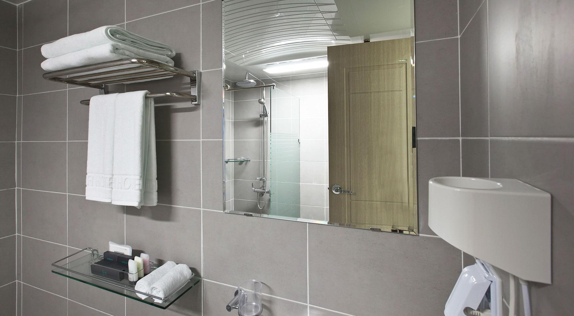 Familia Hotel Seogwipo Zewnętrze zdjęcie