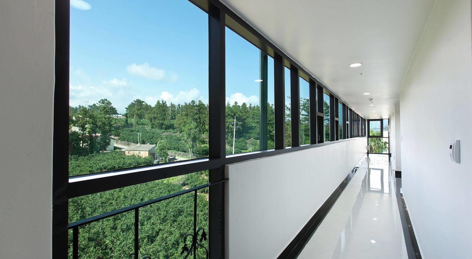 Familia Hotel Seogwipo Zewnętrze zdjęcie
